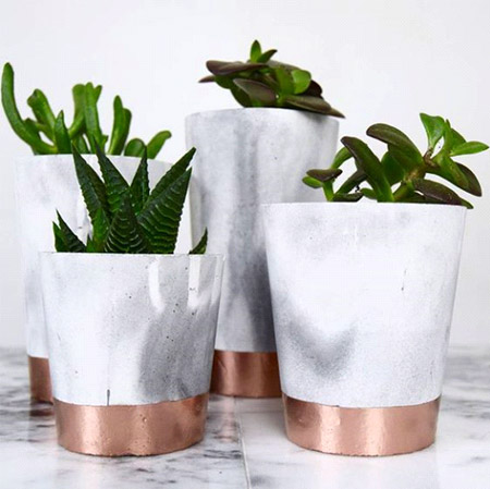 Pots à fleurs effet marbre