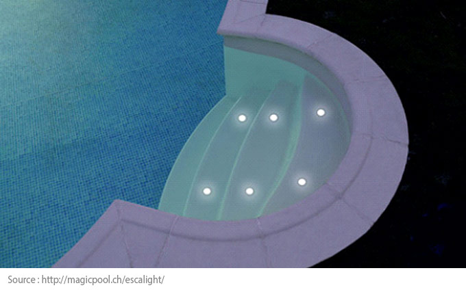 Éclairage piscine : par les escaliers