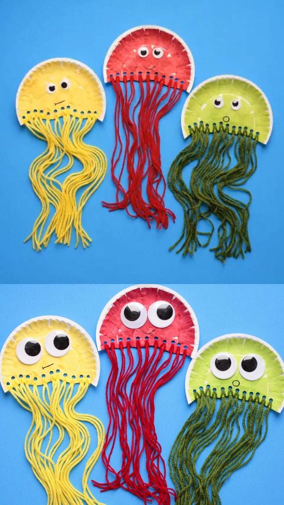 Jellyfish cardboard plate